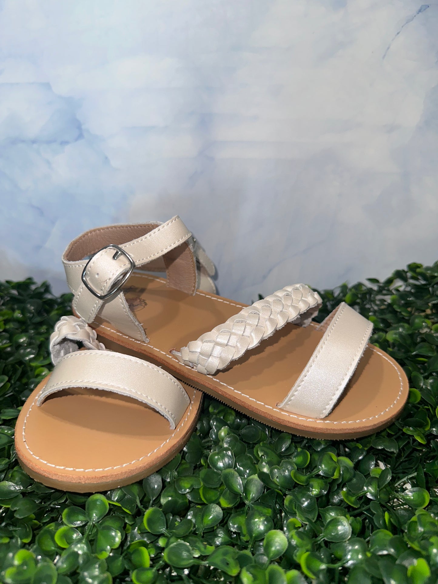 Zoe Sandals Pastel Pearl White