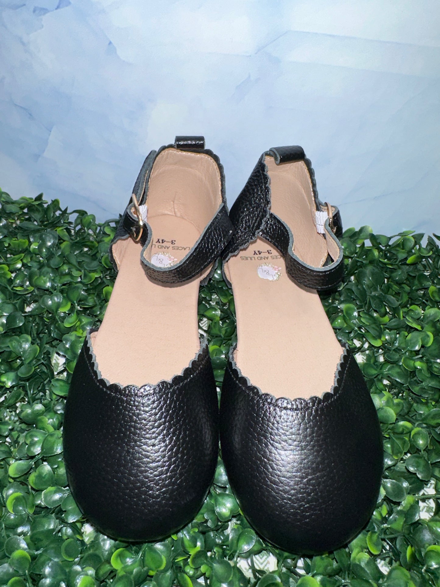 Genevieve Flats Black