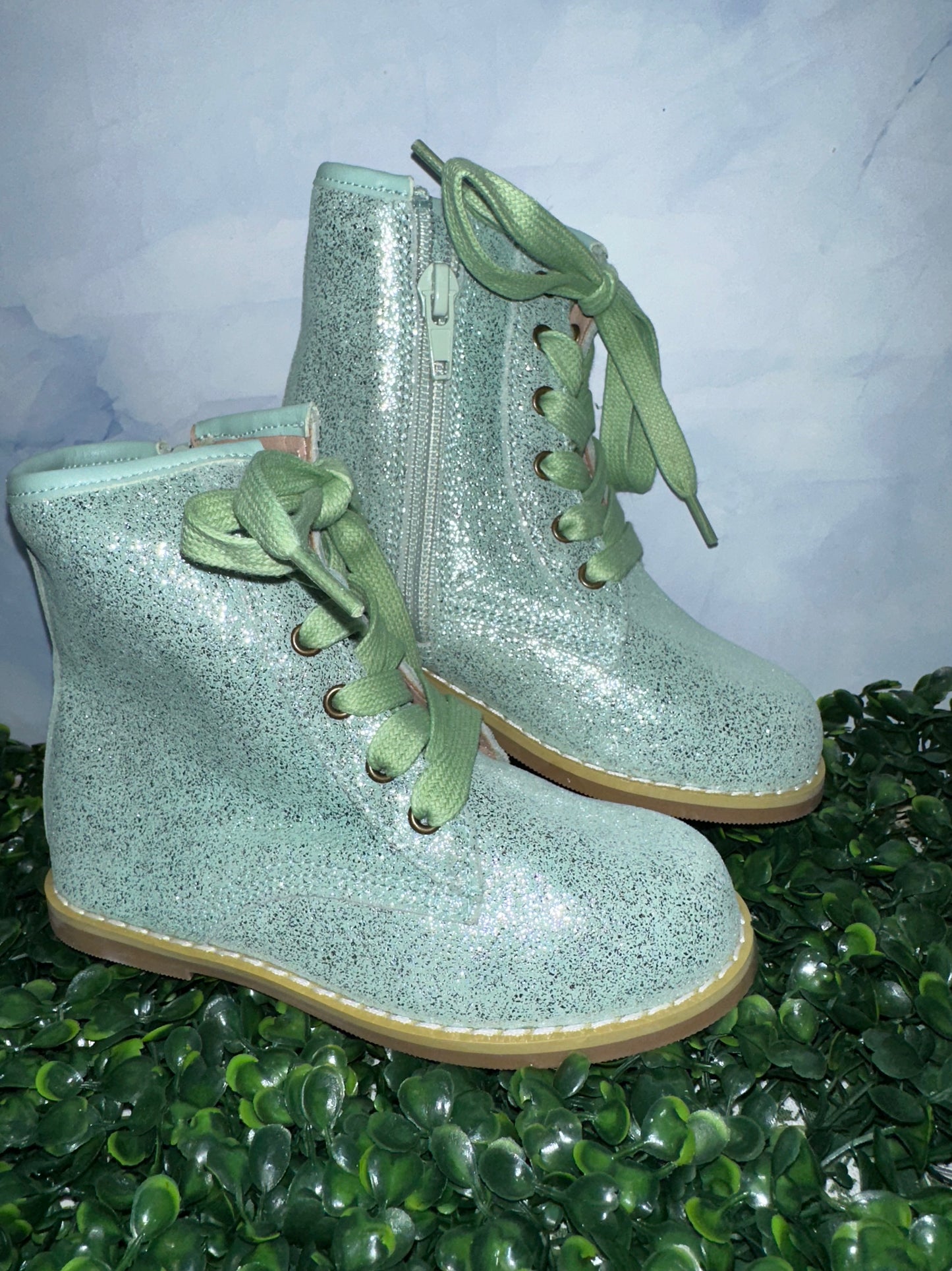 Lily Boots Mint Enchanted