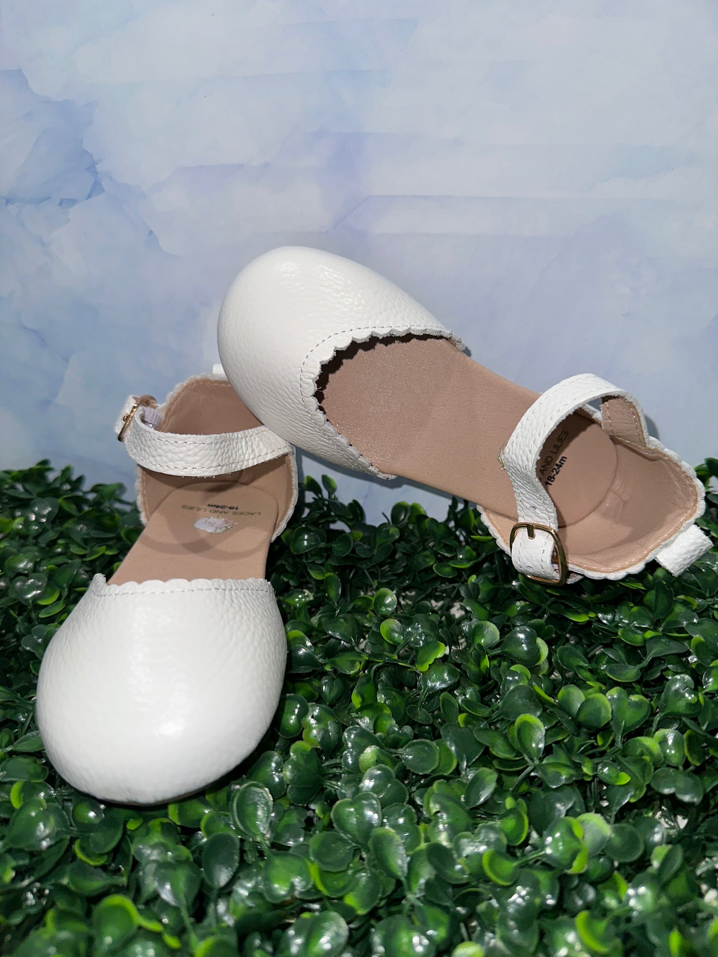 Genevieve Flats White