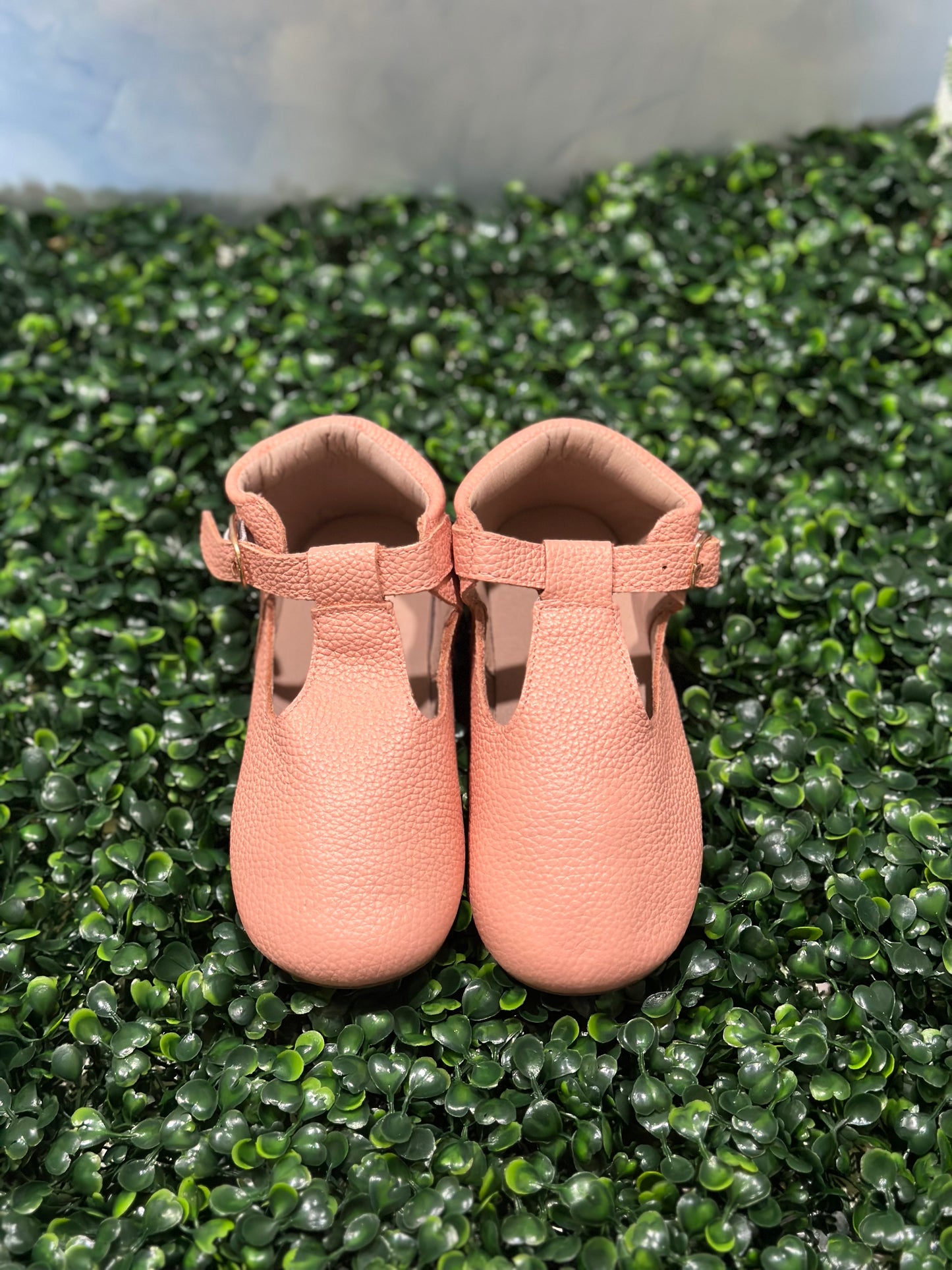 Iris T Strap Pink