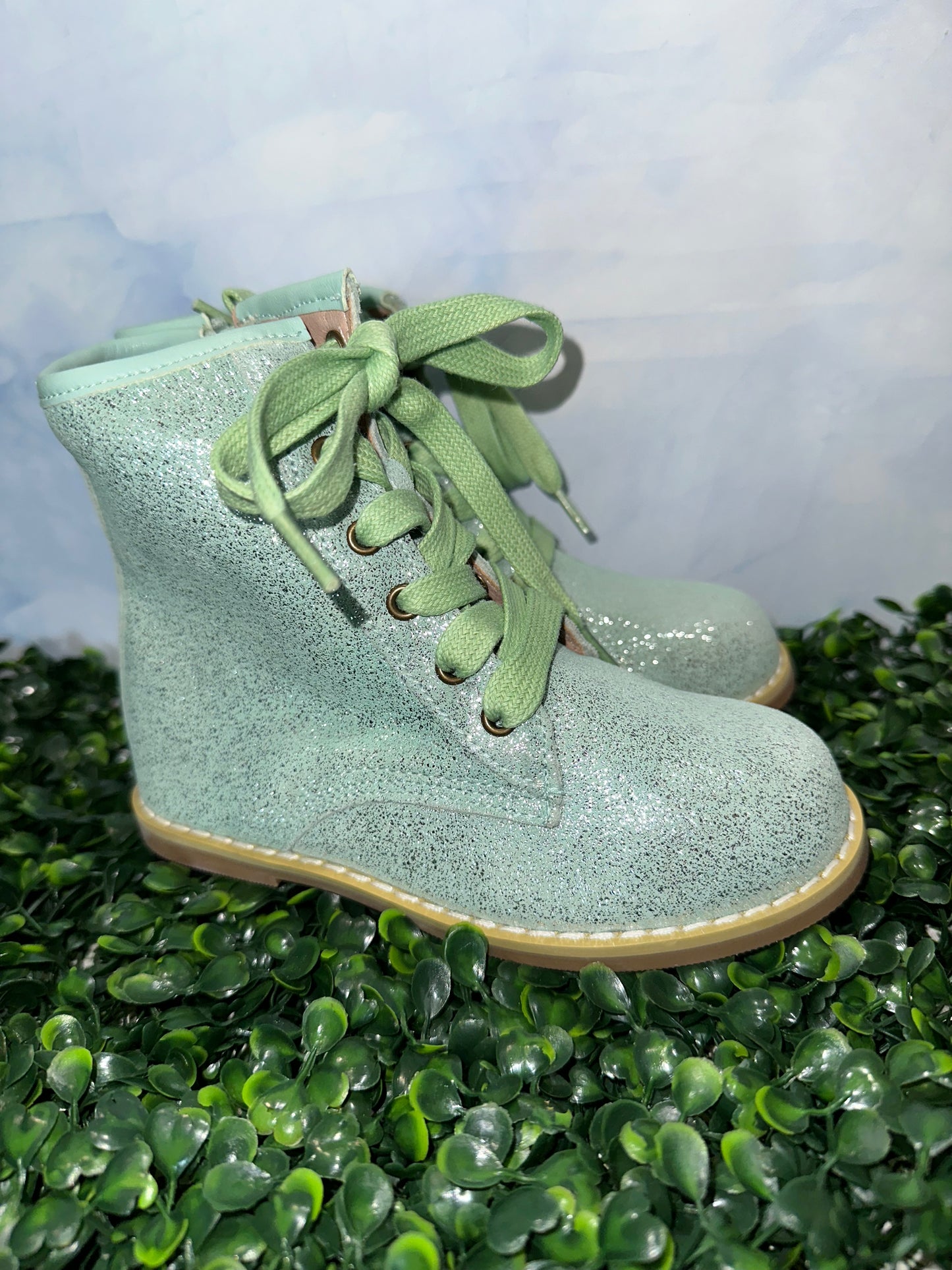 Lily Boots Mint Enchanted