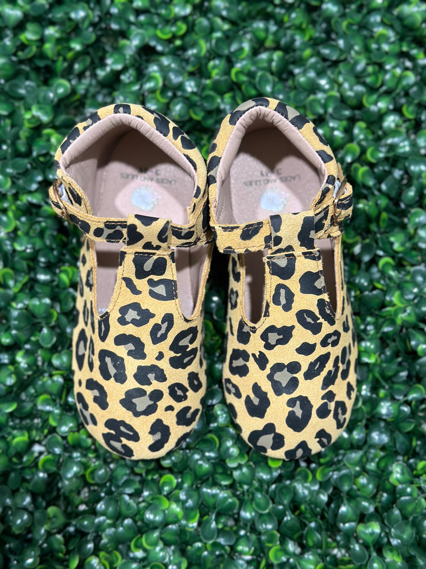 Iris Flats Cheetah