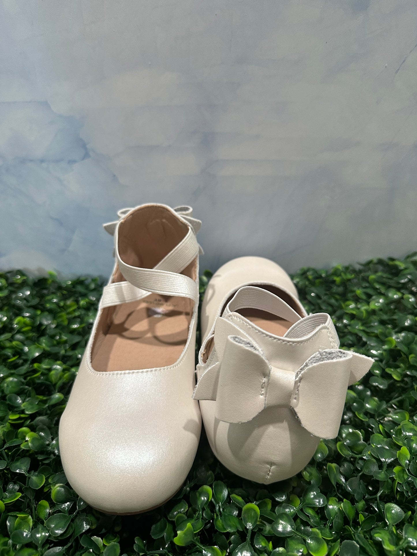Violet Bow Ballet Pastel Pearl White
